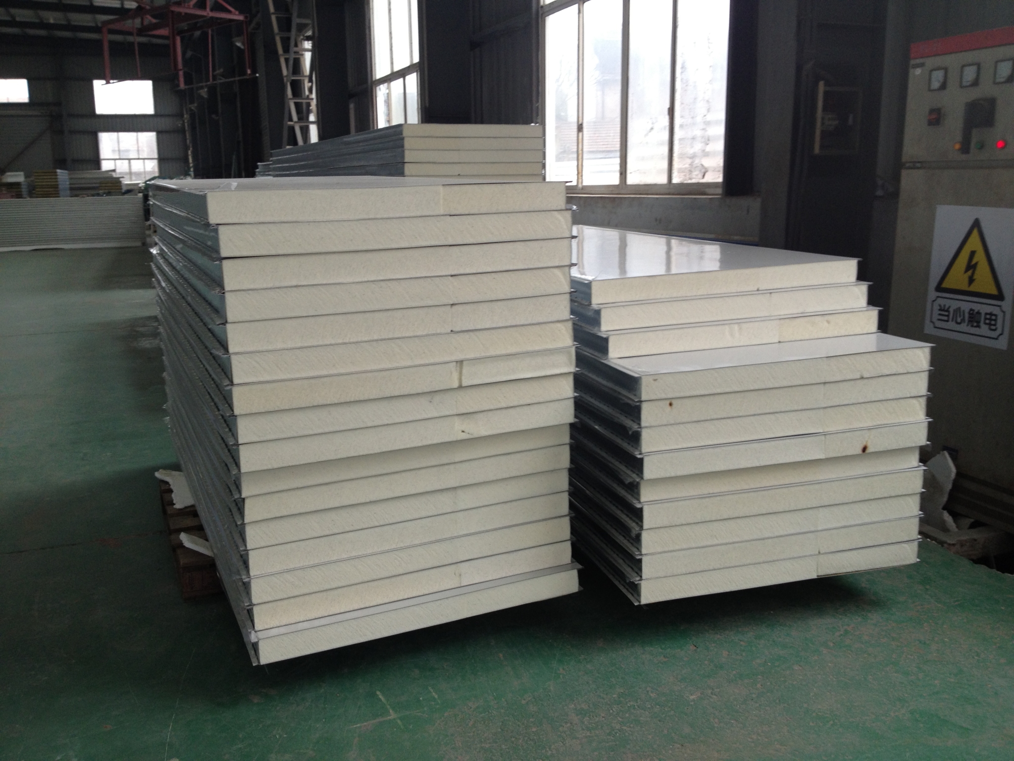 1561986834138566.jpg 20131228160739001_看圖王.jpg