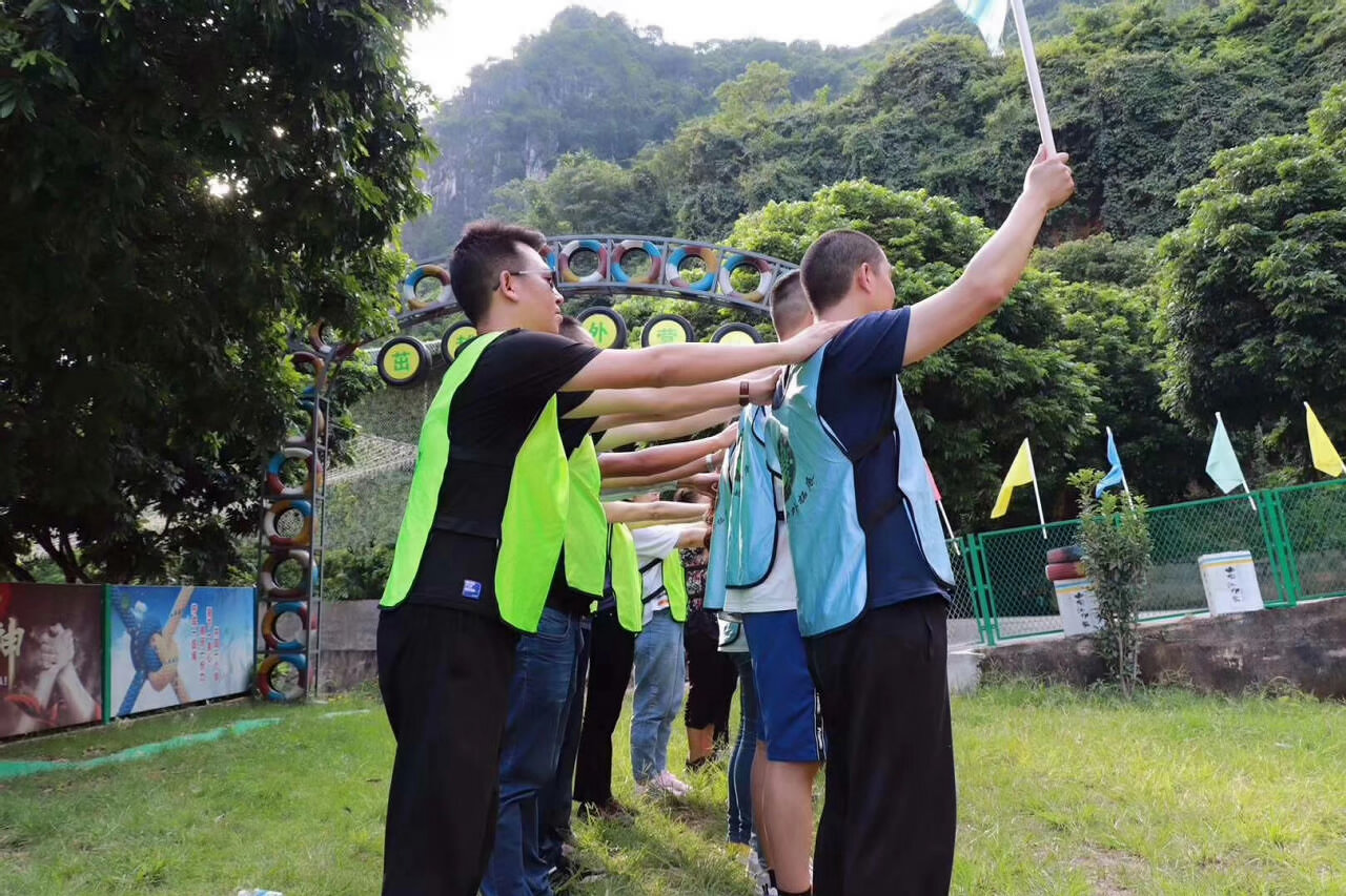 怒江戶外拓展訓(xùn)練 怒江戶外拓展訓(xùn)練