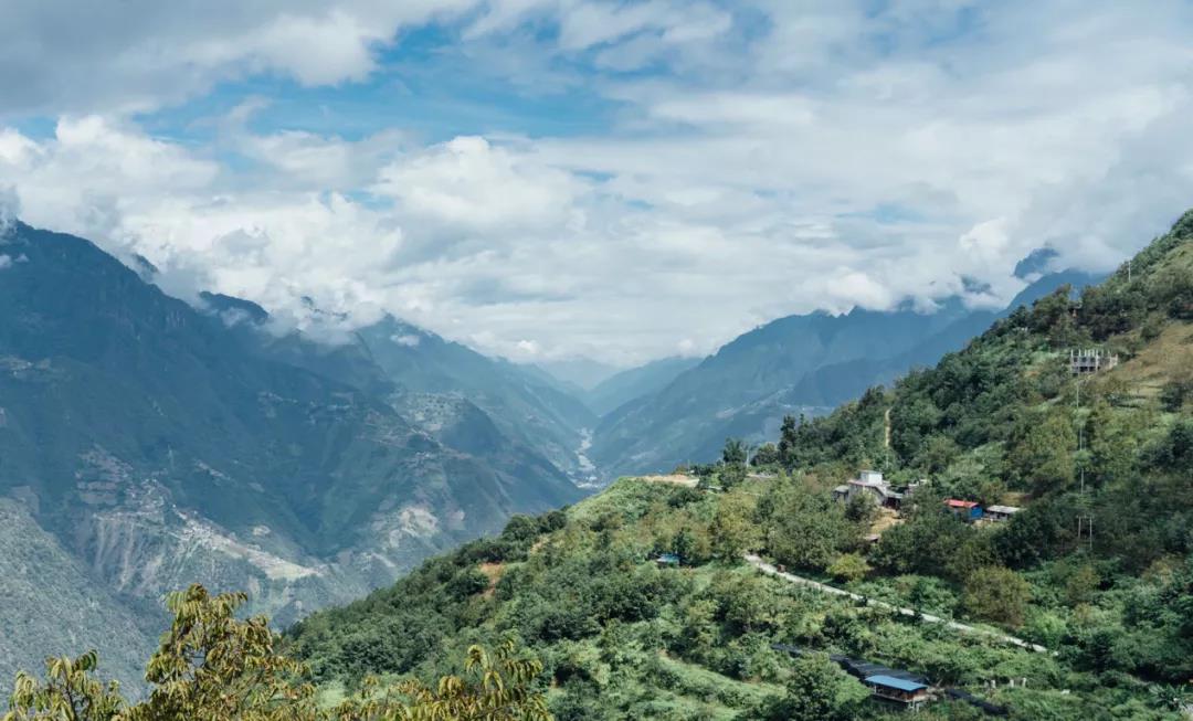 云南這座絕美廢城，帶你穿越回40年前的中國(guó)    怒江傳媒公司