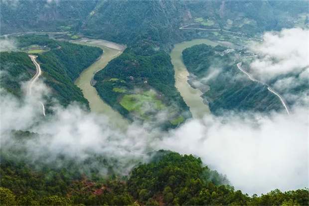 云南旅游,云南旅行社,云南團建公司,云南策劃公司,云南會議會展,怒江旅游,怒江旅行社,怒江團建公司,怒江策劃公司,怒江會議會展：山河壯歌，怒江的水墨丹青
